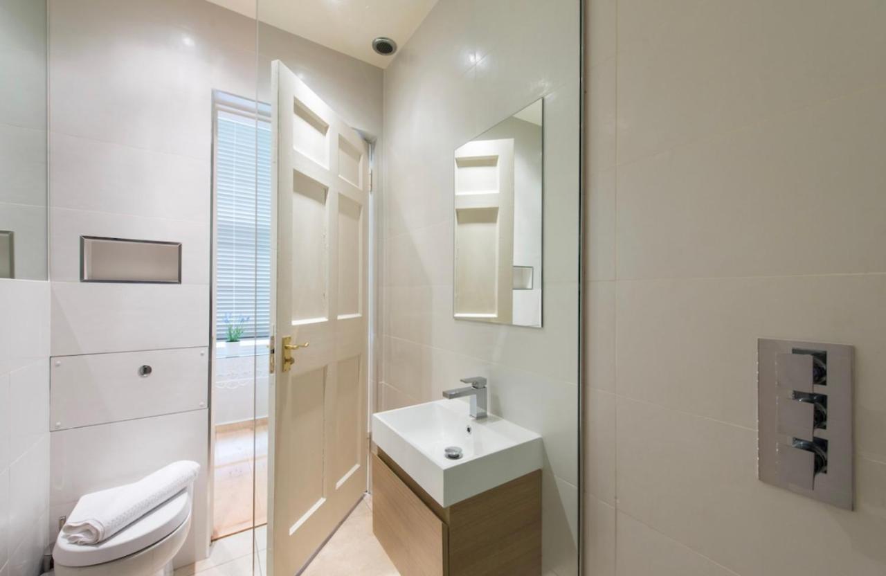 Luxurious City Centre Self Catering Apartment إدنبرة المظهر الخارجي الصورة